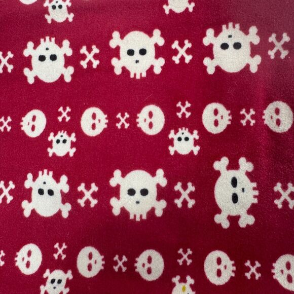 LuLaRoe OS Red Skull and Crossbones Leggings Women's Size 2-10 Halloween Goth - Picture 2 of 10